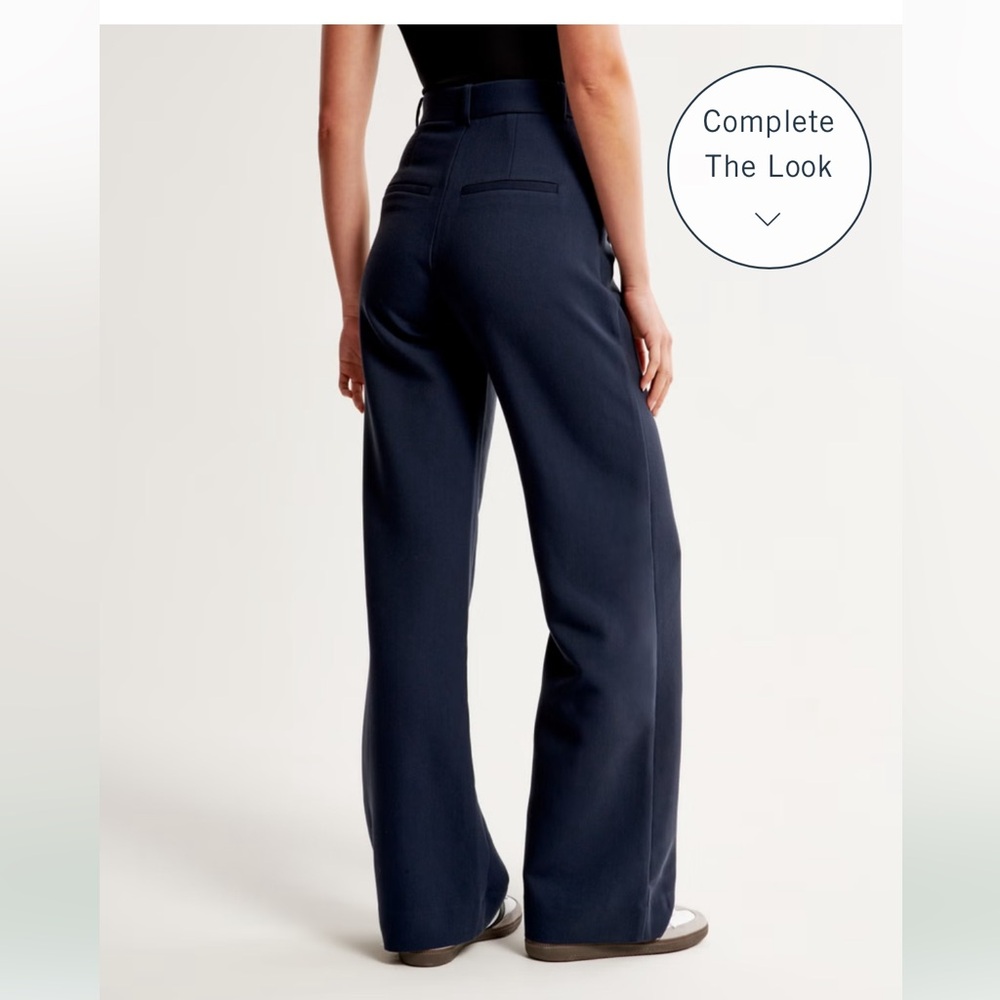 A&F Sloane Tailored Pant, size 27 L new with tags, navy or size 4L